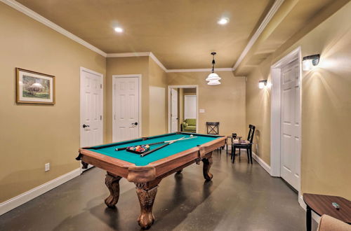 Photo 38 - Spacious Stockbridge Manor: Pool Table, 2 Kitchens