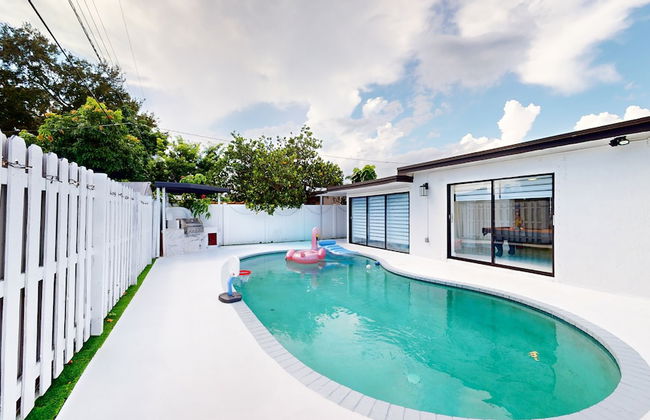 Casa Lucia 5BR Luxury Home with Pool Near Hard Rock Casino - Foto 33