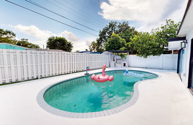 Casa Lucia 5BR Luxury Home with Pool Near Hard Rock Casino - Foto 31