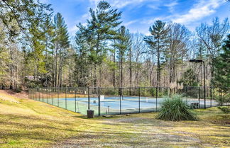 Photo 2 - Coosawattee Cabin: Pool Access & Resort Amenities