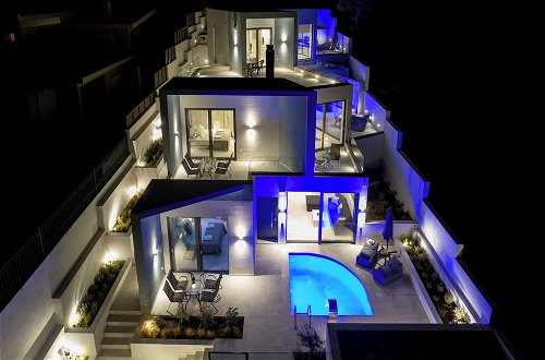 Foto 38 - White Cliff Luxury Suites