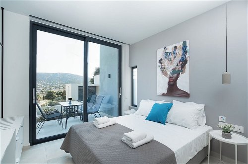 Foto 2 - White Cliff Luxury Suites