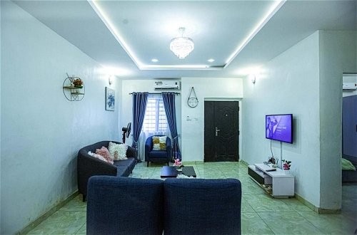 Photo 1 - Immaculate 2-bed Apartment in Lagos
