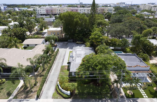 Delray Deco Estate - Photo 49