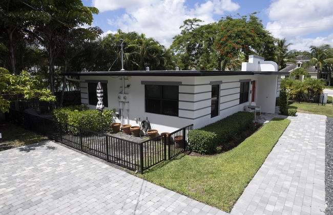 Delray Deco Estate - Photo 46