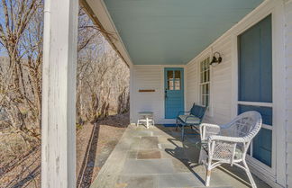 Foto 3 - Cozy Berkshires Cottage w/ 11 Private Acres