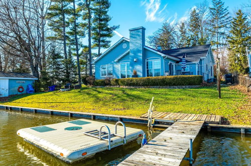 Photo 34 - Lakefront Paw Paw Cottage w/ Boats & 2 Docks