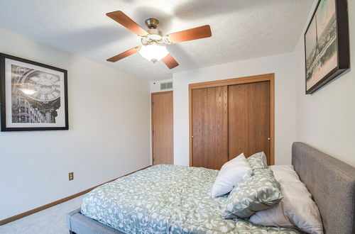 Photo 17 - Welcoming Condo in Davenport: Central Location