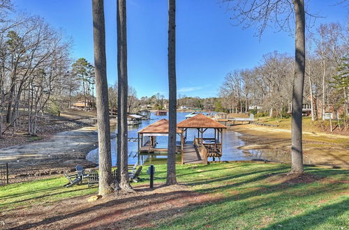 Photo 42 - Winding Down by Avantstay Sleeps 20 + Dock, View