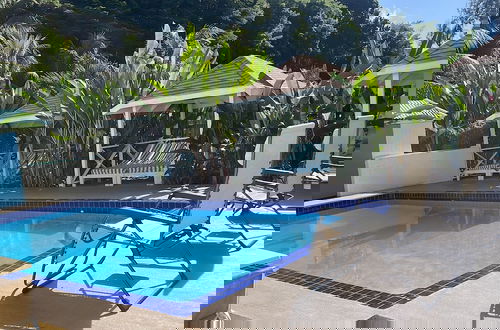 Foto 5 - Point Bay Resort