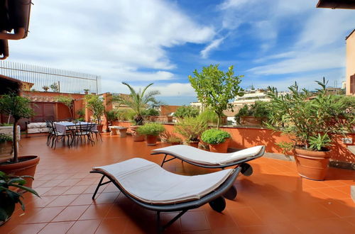 Foto 40 - Treasurerome Spanish Steps Penthouse 4BR