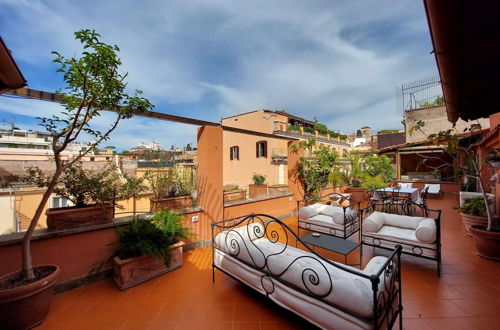 Photo 19 - Treasurerome Spanish Steps Penthouse 4BR