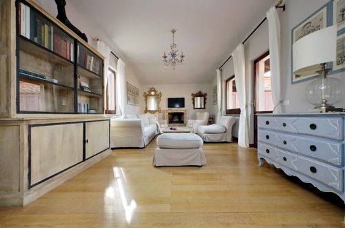 Foto 40 - Treasurerome Spanish Steps Penthouse 4BR