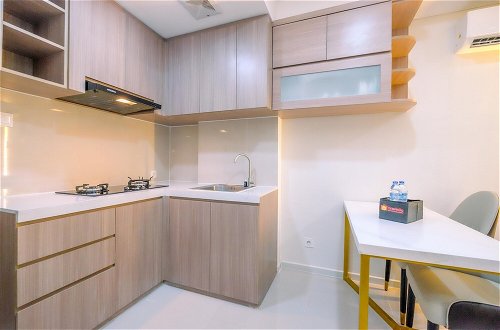 Photo 9 - Great Deal Studio At Daan Mogot City Apartment