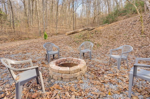 Photo 15 - Marble Vacation Rental w/ Hot Tub & Fire Pit