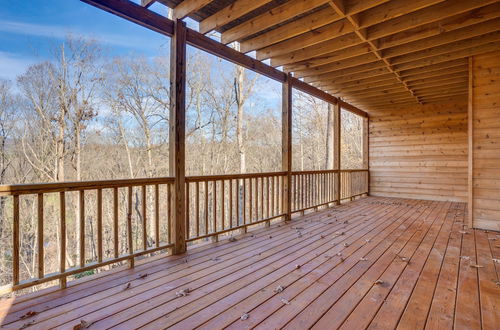 Photo 10 - Marble Vacation Rental w/ Hot Tub & Fire Pit