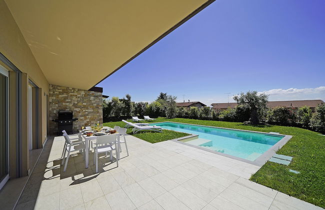 Villa Ester by Wonderful Italy - Photo 21