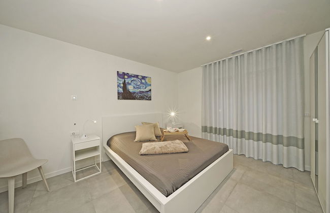 Villa Ester by Wonderful Italy - Photo 3