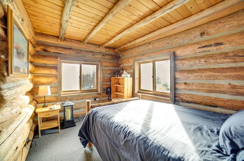 Photo 26 - Cozy Montana Cabin Near Yellowstone National Park