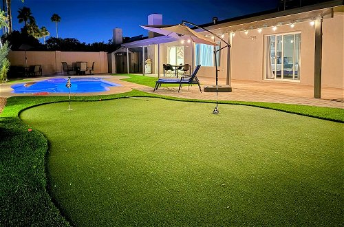 Photo 19 - Central Scottsdale Home w/ Pool & Putting Green