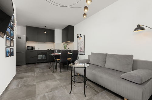 Foto 1 - Minimalist Apartment Warsaw by Renters