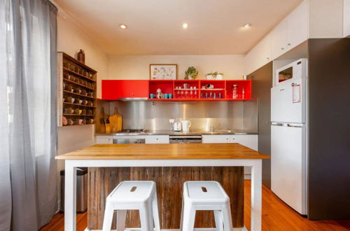 Photo 4 - Bright & Sunny 2-bed Unit in the Heart of St Kilda