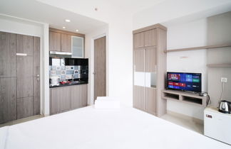 Foto 1 - Clean And Cozy Stay Studio At Taman Melati Surabaya Apartment