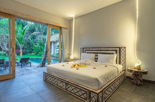 Photo 4 - Brand new Luxury 3BR villa Ethnic Ubud 1