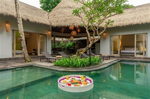 Foto 20 - Brand new Luxury 3BR villa Ethnic Ubud 1