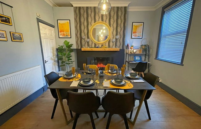Spacious 3-Bedroom House with Parking - Foto 11