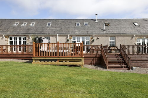 Foto 40 - JOIVY Greenknowes Lodge With Hot Tub And Wood Burning Stove