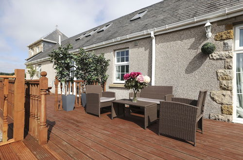 Photo 36 - JOIVY Greenknowes Lodge With Hot Tub And Wood Burning Stove