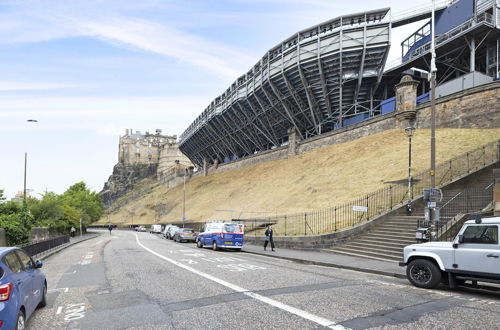 Photo 23 - JOIVY Charming 2-Bed Flat Near Edinburgh Castle