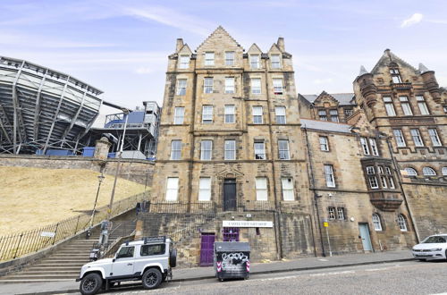 Photo 27 - JOIVY Charming 2-Bed Flat Near Edinburgh Castle