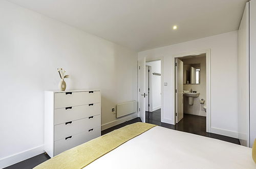 Photo 1 - Comfortable, Modern Flat in Shoreditch