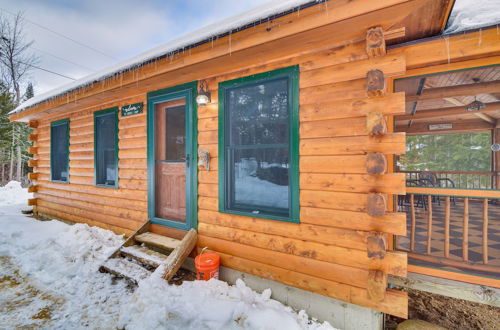 Photo 11 - Weld Waterfront Log Cabin w/ Kayaks & Canoes