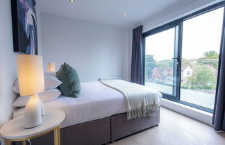 Foto 2 - Stylish Apartments with Balcony for upper apartments & Free Parking in a prime location - Five Miles from Heathrow Airport