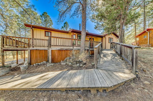 Foto 18 - Ruidoso Cabin w/ Hot Tub ~ 2 Mi to Grindstone Lake