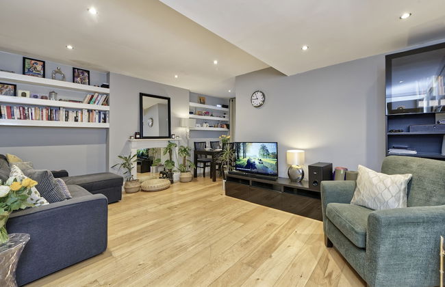 Spacious Pimlico Apartment by Underthedoormat - Foto 1