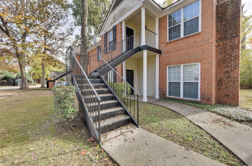 Photo 7 - Baton Rouge Condo w/ Pool & Balcony, Near Golfing