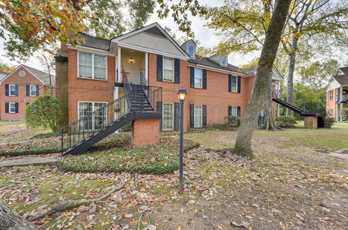 Photo 6 - Baton Rouge Condo w/ Pool & Balcony, Near Golfing