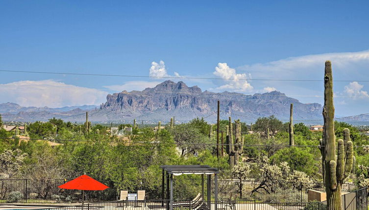 Photo 1 - East Mesa Desert and Mountain Views: 5br, Pool