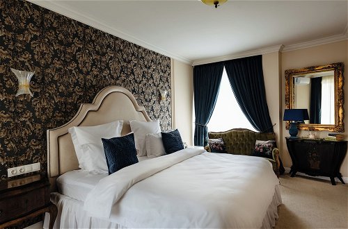 Photo 8 - Ateneea Luxury Rooms