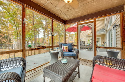 Photo 11 - Cheerful Lake Wylie Home With Fire Pit