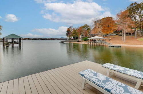 Photo 27 - Cheerful Lake Wylie Home With Fire Pit