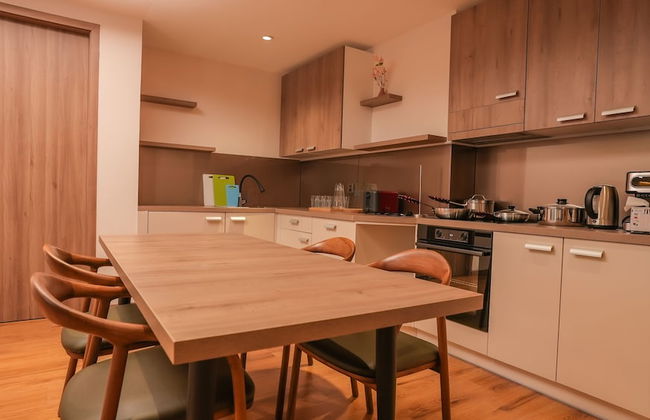 May Seven Service Apartment - Foto 36