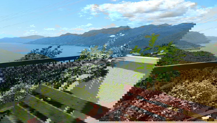 Foto 1 - Lago Maggiore Holiday House With Panoramic Views