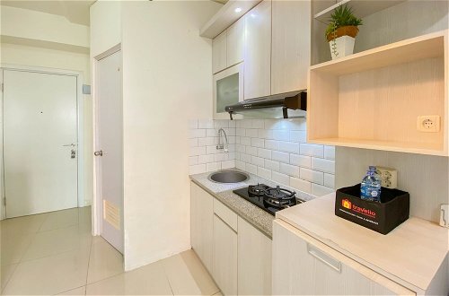 Foto 12 - Good Choice And Homey 2Br At Green Pramuka City Apartment