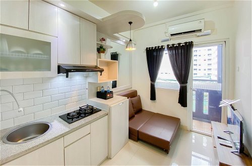 Foto 17 - Good Choice And Homey 2Br At Green Pramuka City Apartment