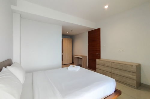 Photo 5 - Tranquil Designed 2Br Apartment Dago Suites